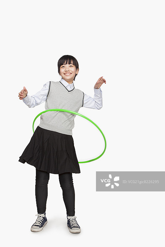 玩呼啦圈的女孩图片素材