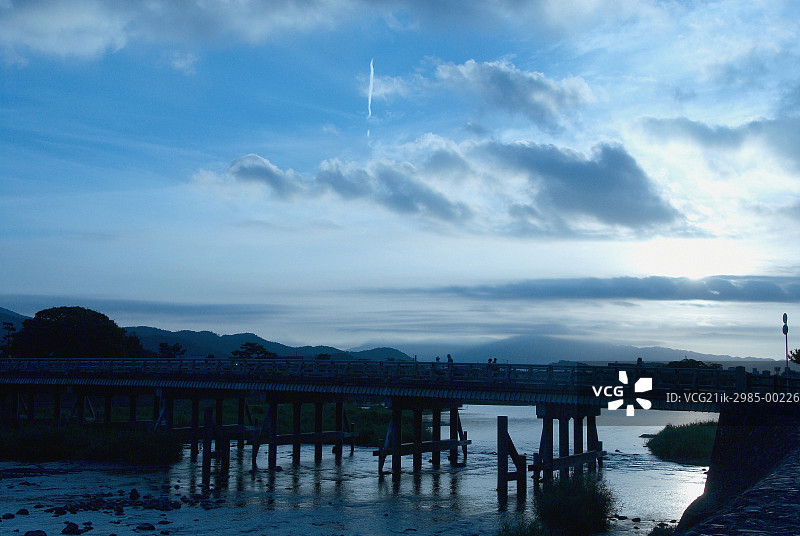 日本京都渡月桥图片素材