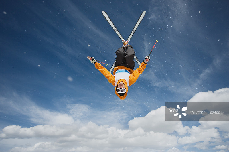 特技滑雪者图片素材