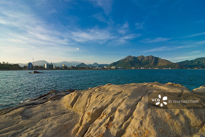 越南芽庄钟屿岬的海湾景色图片素材