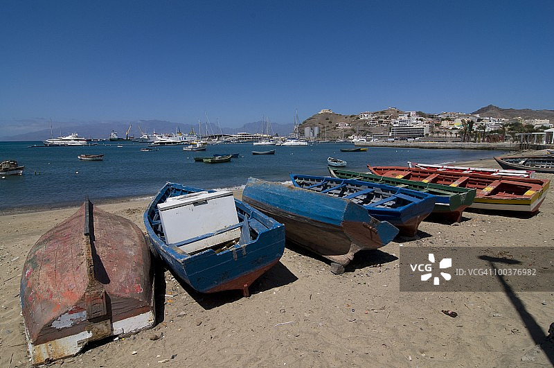 佛得角明德卢圣维森特海岸的划艇图片素材