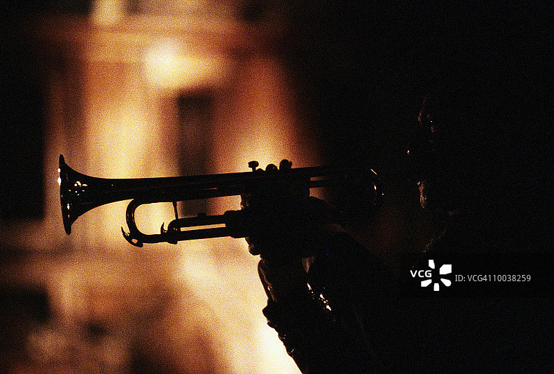 墨西哥城夜晚的流浪乐队图片素材