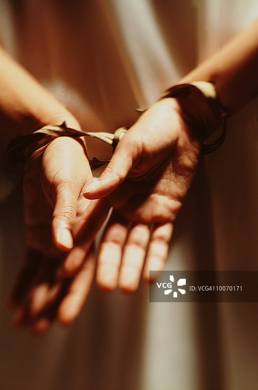 束缚的双手图片素材