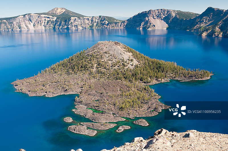 火山口湖国家公园的巫师岛图片素材