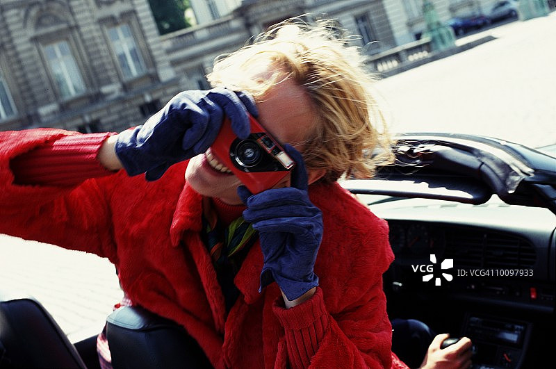 女人拍照图片素材