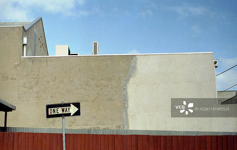 单行道标志图片素材