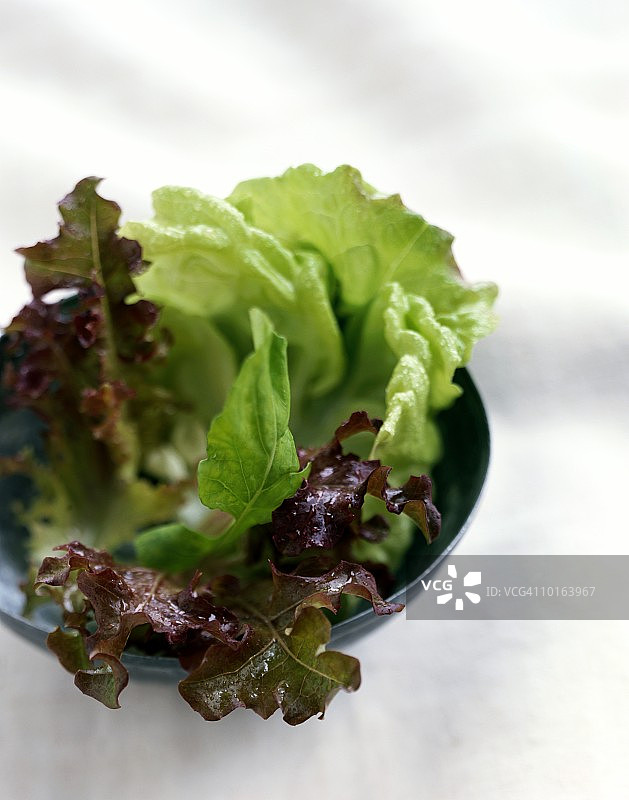 碗里的沙拉蔬菜图片素材