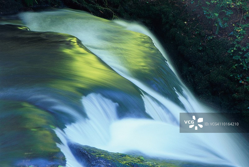 美国华盛顿州贝灵厄姆市沃特科姆溪图片素材