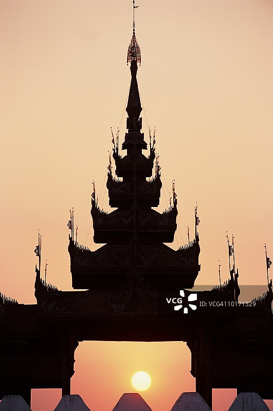 缅甸曼德勒皇宫建筑群图片素材