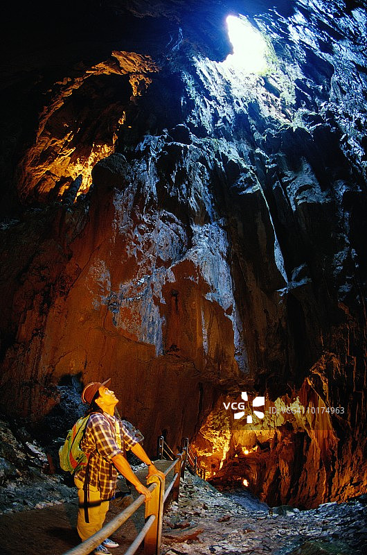 马来西亚沙捞越风洞图片素材