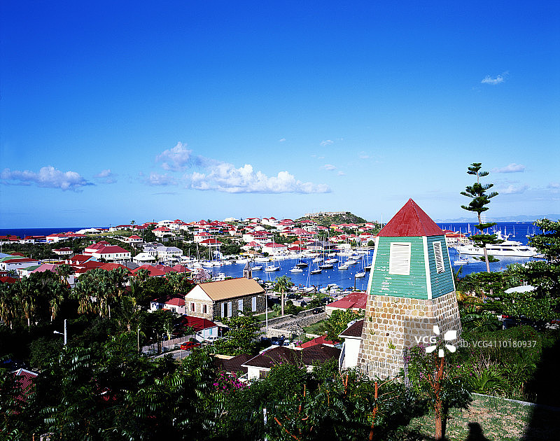 圣巴泰勒米岛古斯塔维亚教堂钟楼图片素材