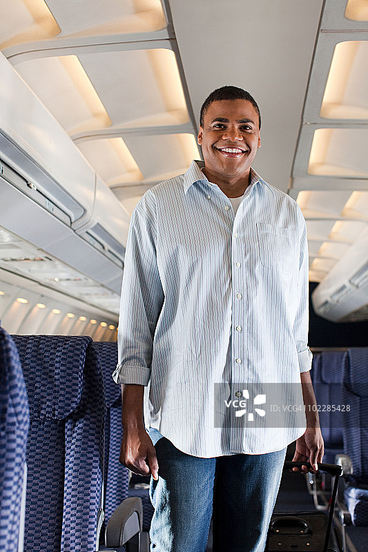 飞机上的男人图片素材