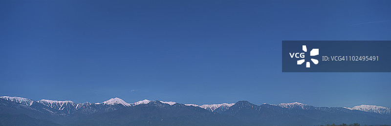 日本阿尔卑斯山脉，丰科，安昙野图片素材