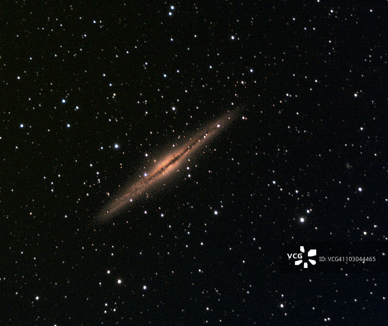 NGC891 侧向螺旋星系图片素材