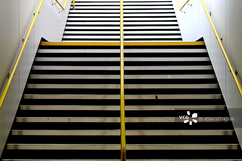 汤顿火车站的阶梯图片素材