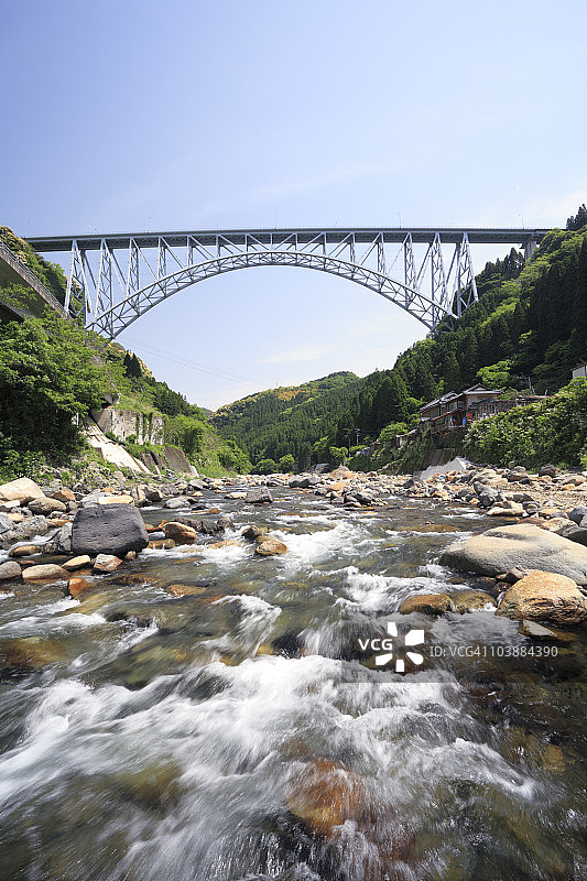 日本宫崎县西臼杵郡日之影町日之影河与青云桥图片素材
