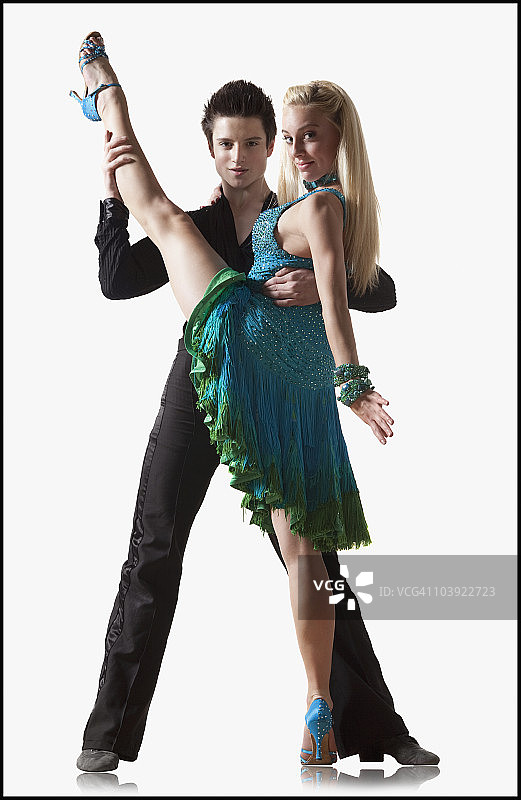 情侣跳交谊舞图片素材