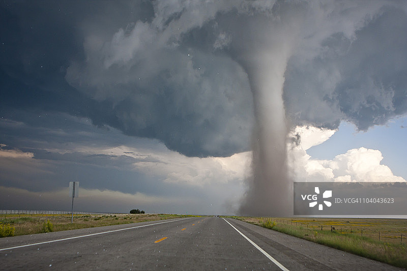 Baca / Campo 龙卷风图片素材