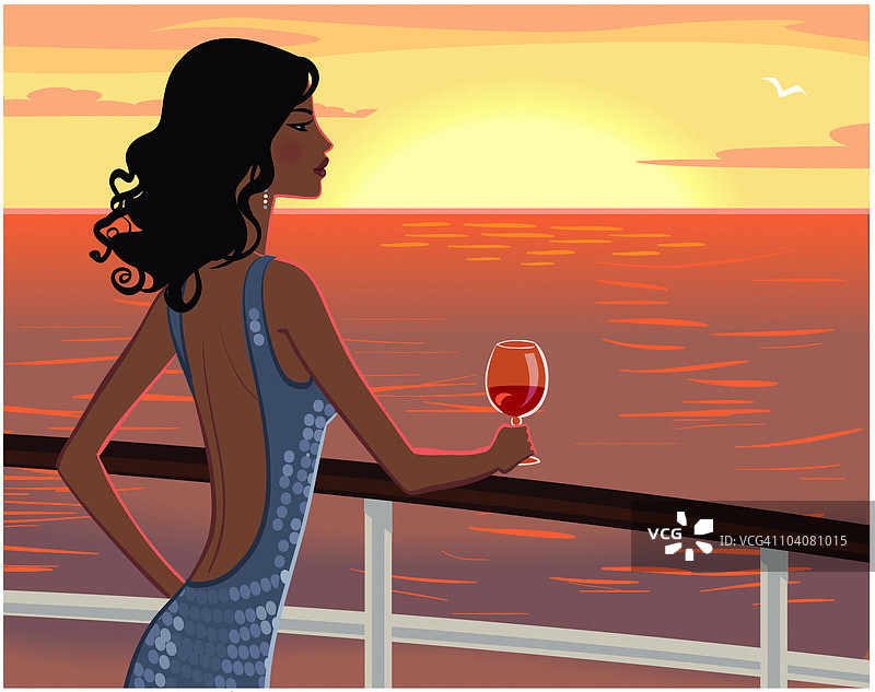 日落时分，女人品尝葡萄酒图片素材