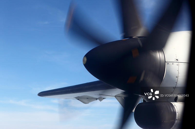 螺旋桨飞机图片素材