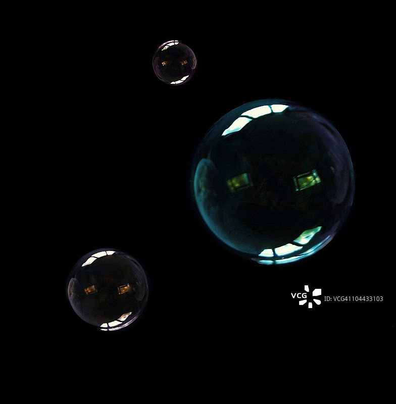 三个气泡图片素材