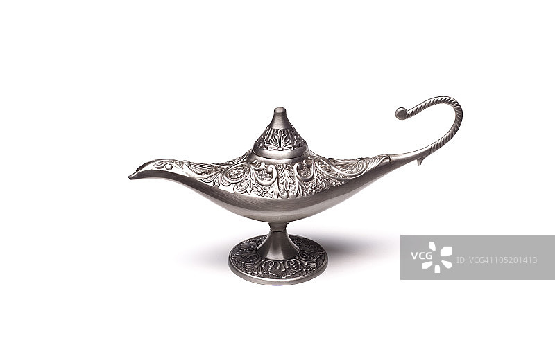 白色背景下的精灵阿拉丁神灯图片素材