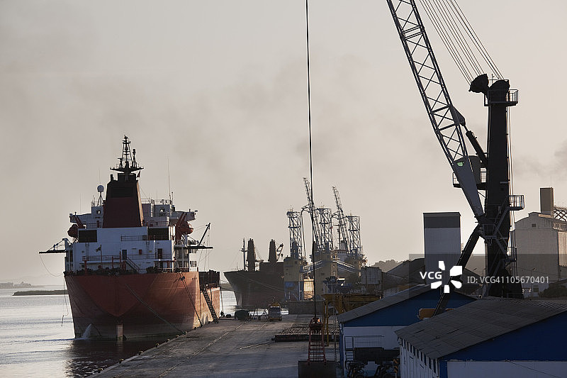 比塞大商业港口图片素材