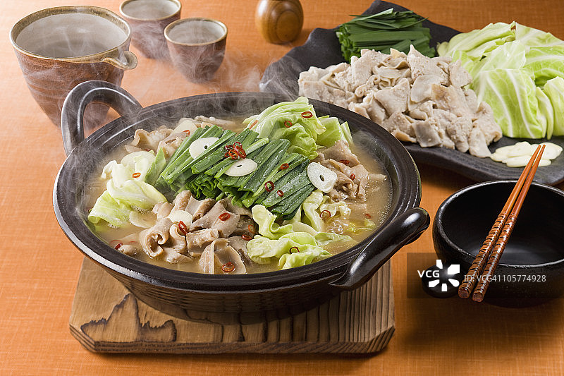 日式肥肠锅图片素材