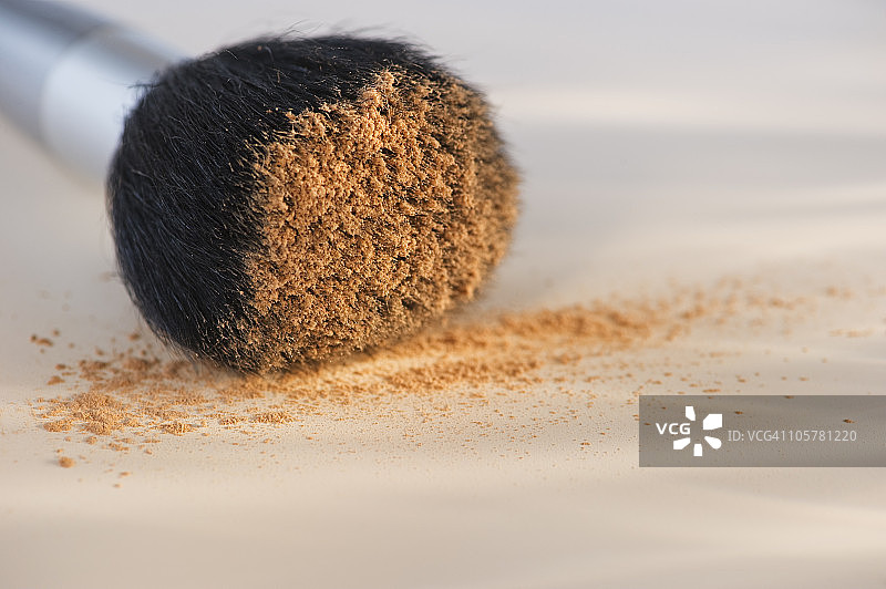 化妆刷和粉末图片素材
