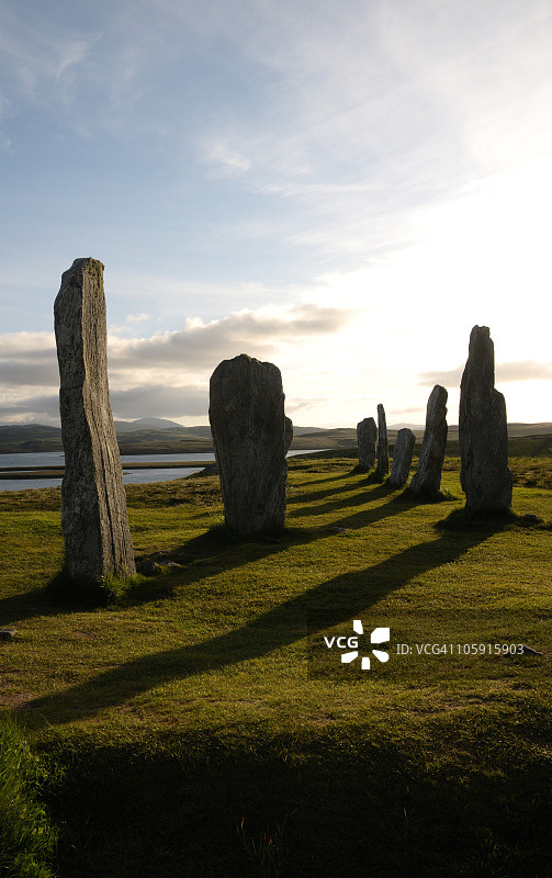 傲然挺立图片素材