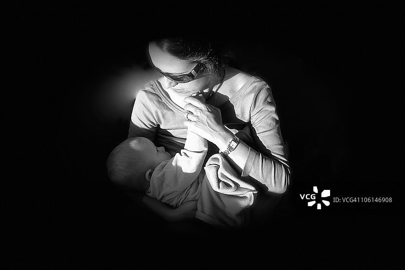 母亲和儿子图片素材