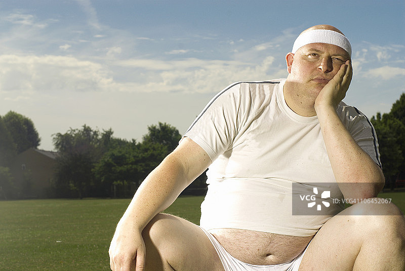 看起来很沮丧的男人图片素材