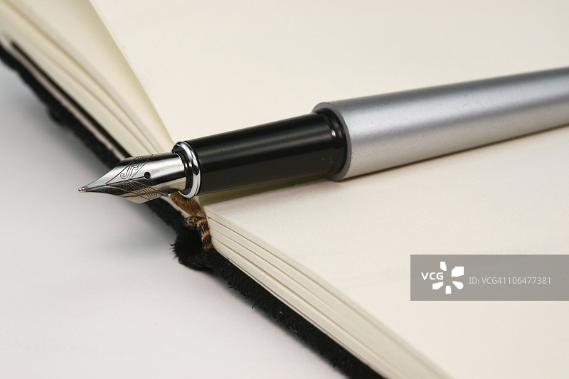 笔记本和笔图片素材