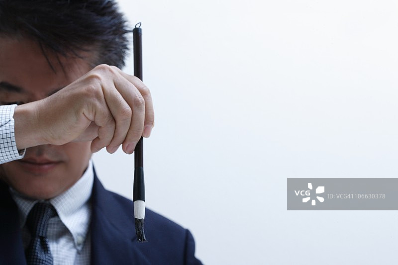 商务男士书写书法特写图片素材