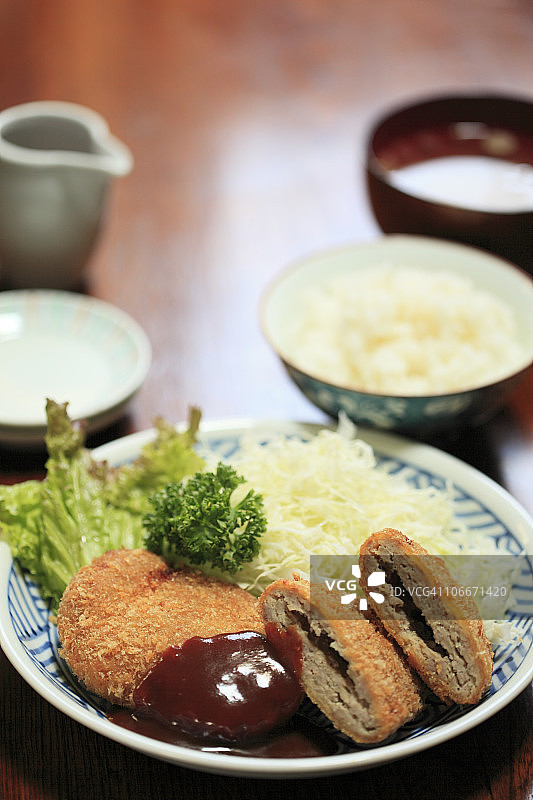 炸肉饼图片素材