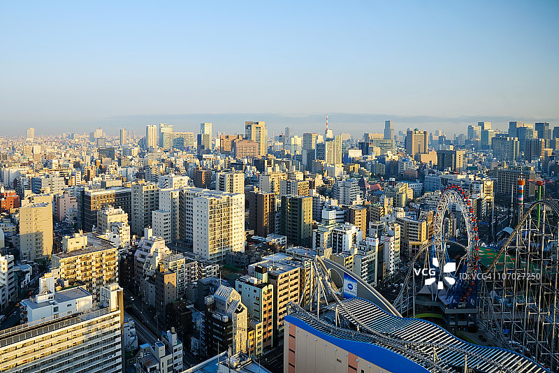 东京的傍晚阳光图片素材