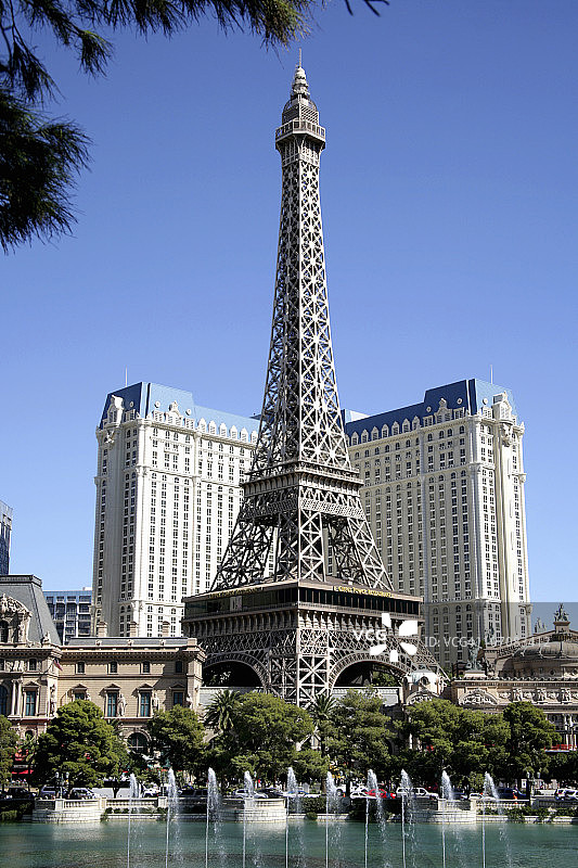 拉斯维加斯大道、巴黎拉斯维加斯酒店和埃菲尔铁塔图片素材