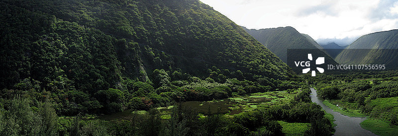威庇欧山谷路图片素材