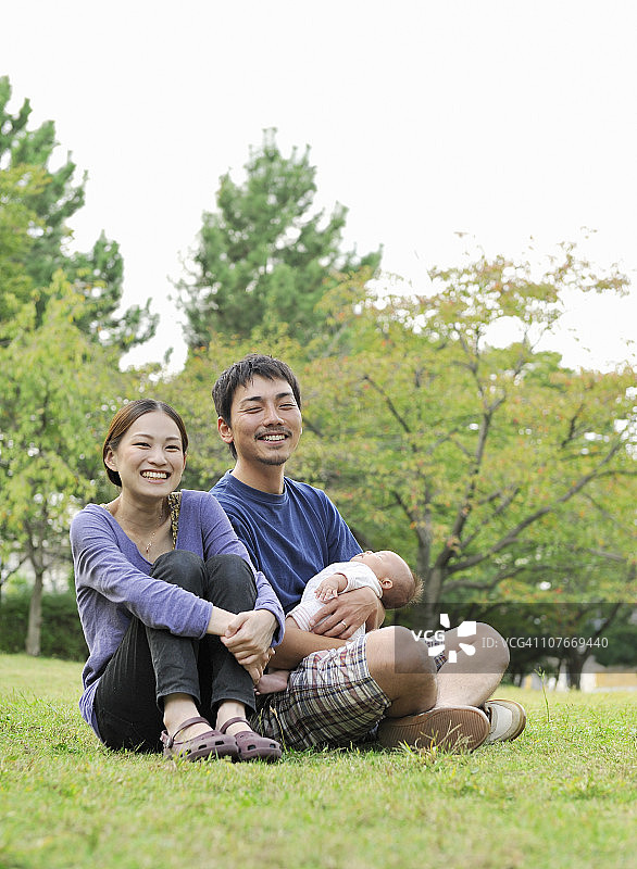 日本家庭的微笑图片素材