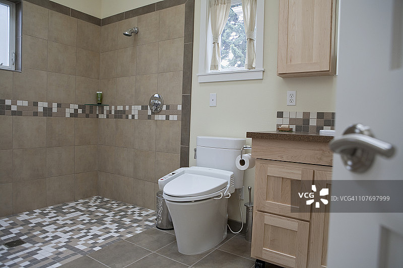 无障碍住宅浴室内部图片素材