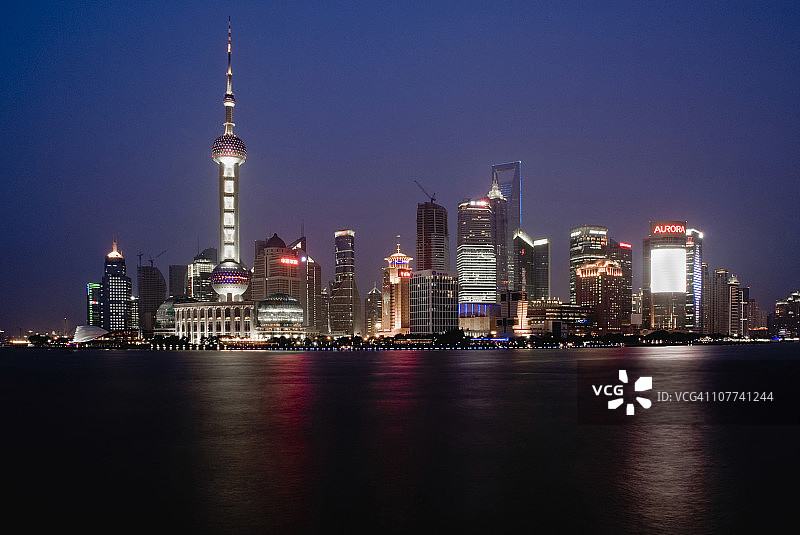 浦东金融区夜景图片素材