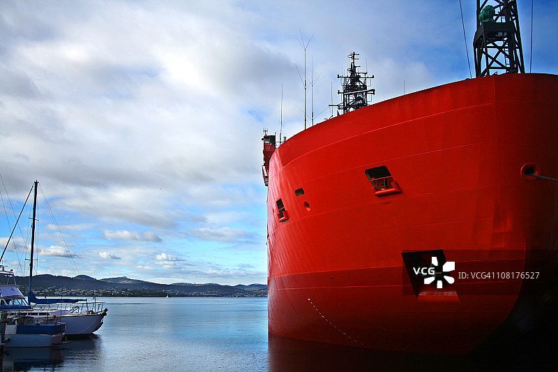 霍巴特港的破冰船与游艇图片素材