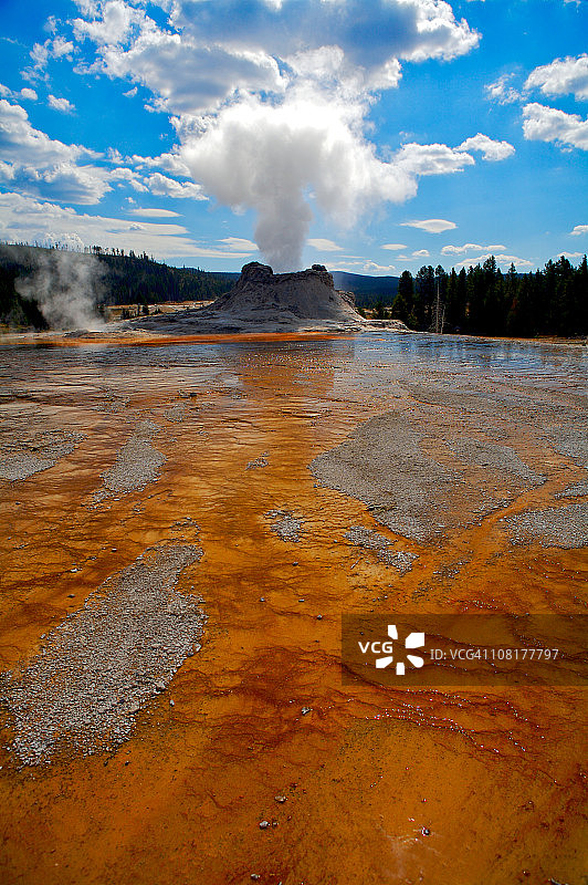 绚丽的爆炸图片素材