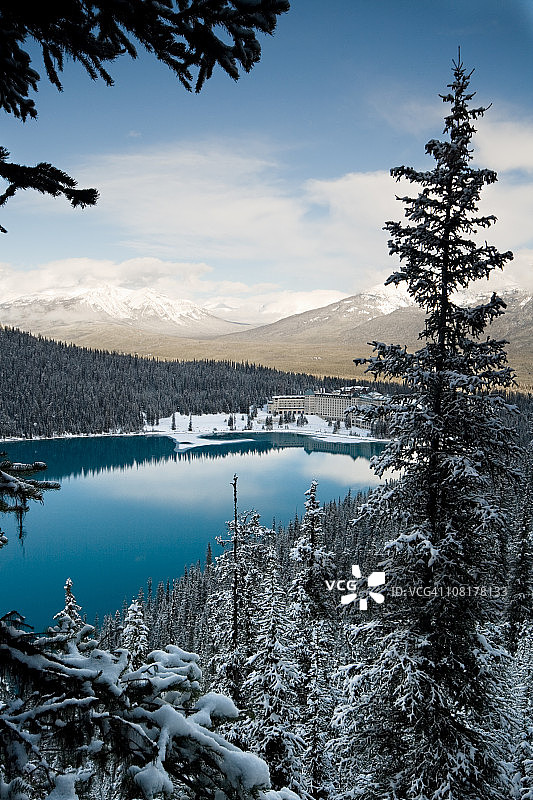 路易斯湖的冬日清晨图片素材