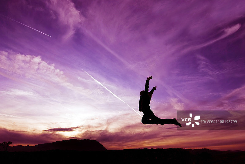 紫色自由图片素材