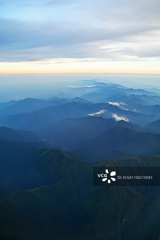日高山脉图片素材
