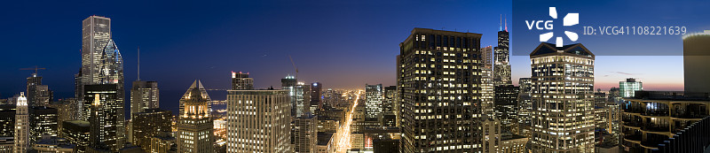 芝加哥市中心黄昏全景航拍（XXL）图片素材