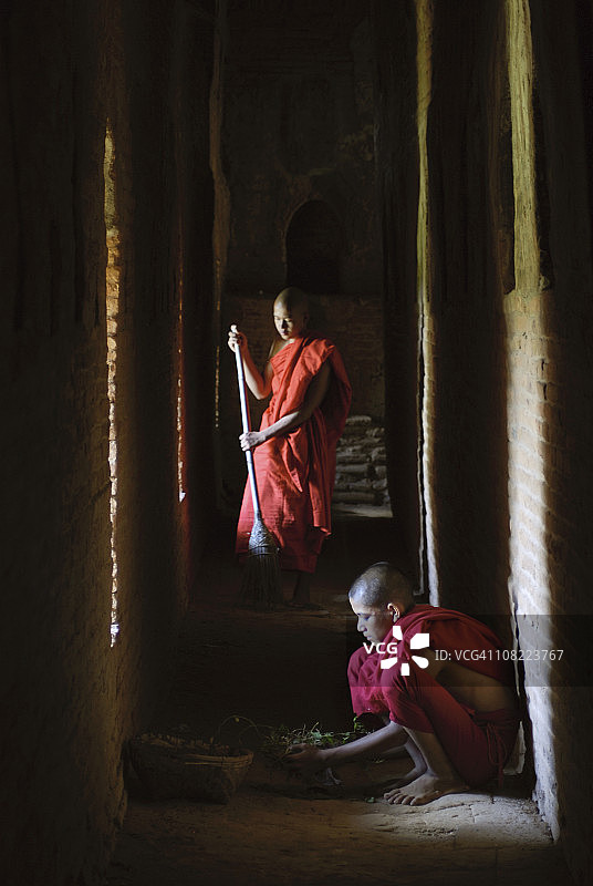 佛教僧侣图片素材