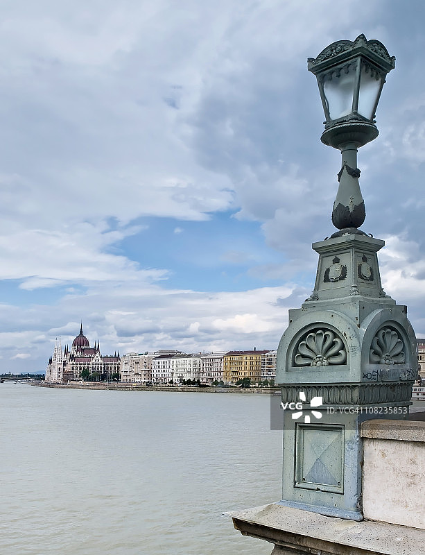 布达佩斯链子桥图片素材