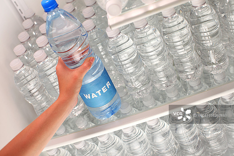 纯净水与保护图片素材